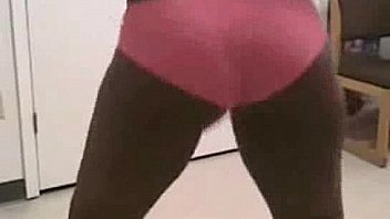 Big booty black cam whore