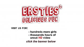 Short haired amateur fingers pussy and ass