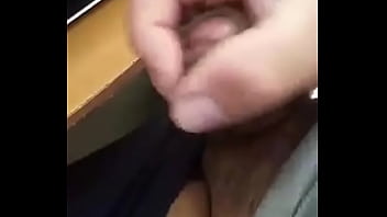 Maduro Argentino Masturbando thumbnail