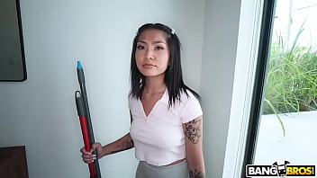 Yumi cleans and fucks