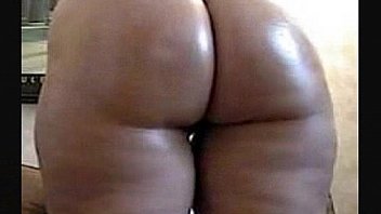 Full body twerk banging