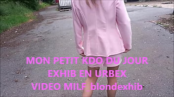 Coucou les petits chéris c'est vendredi on se lâche et je vous invite à