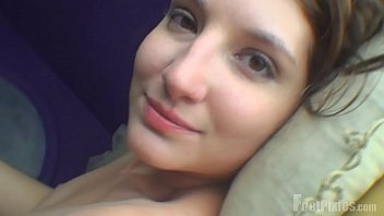 Paigecreamythighspointedtoes