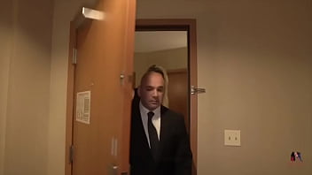 Extra guest sneak peek