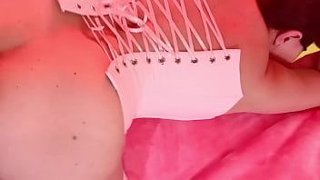 Hermosa bartender en corset folla a su cliente a cambio de dinero es la mejor puta latina colombiana en chicago usa 3