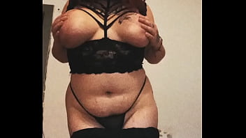 Uiiiii shake my big milkytits free teasaer for everybody