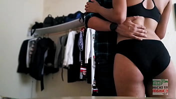 Otra Esposa De Usa O España Wendy Cox De Guadalajara Para El Mundo Antes De Que Hiciera Su Escena De Casting Porno Y Lesbico Con Sexmex Su Marido La Llevo Para Que Juangorilla De Riata Sin Cobrar thumbnail
