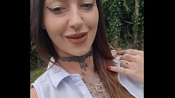 Plein de nouveau contenu à venir je suis en tournage et je suis la