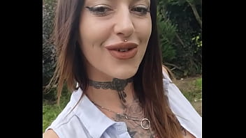 Plein de nouveau contenu à venir je suis en tournage et je suis la