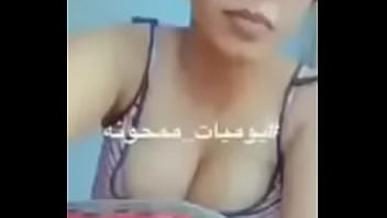 بنت ملبن جامده نيك