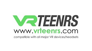 Blonde plays with pussy in virtual reality