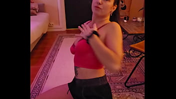 Si tu me demande une vidéo perso jvais te regarder intensément comme là sauf