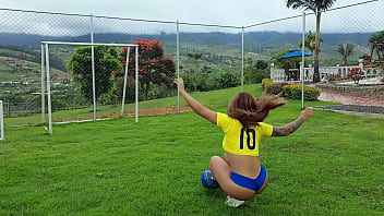 Sexy latina fucks her trainer on the soccer field anissamiller