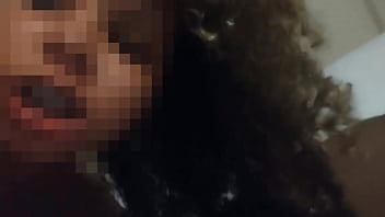 Minha esposa chupando o negão