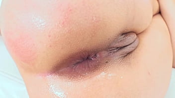 Lunita galactica loves monster cocks destroying her ass pissing dap