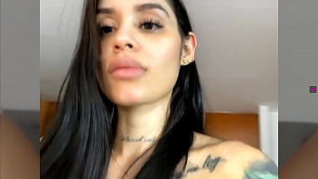 Larahenao diamondjo masturbate on camera for fans