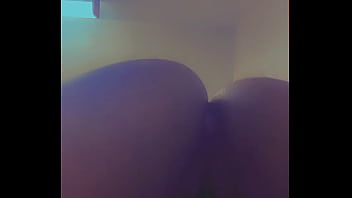 Booty twerking ebony