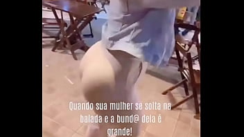 Esposa safada dançando