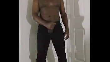 Thinking of more romantic things to do like worshipping women by sketching one for free 13