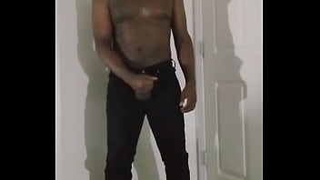 Thinking of more romantic things to do like worshipping women by sketching one for free 13