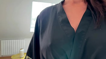 Vite vite regarde tes mails elle t'attend cette nouvelle vidéo rien que