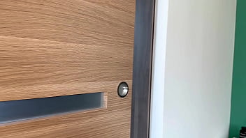 Vite vite regarde tes mails elle t'attend cette nouvelle vidéo rien que