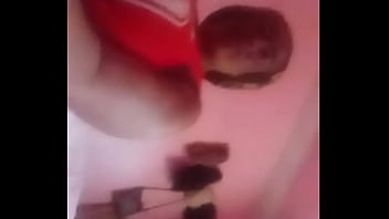 Je suis au travail actuellement pour le moment