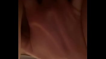 Bonjour à tous petite vidéo hier que j’ai envoyé à mon homme au travaille