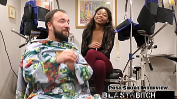 Minnie rose's pussy gets filled with cum