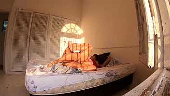 Vizinho tarado filma victoria dias fazendo sexo