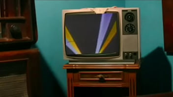 Adolf Bush's Se Folla Una Piña Que Encuentra En Un Basurero thumbnail