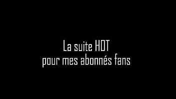 Petit moment de plaisir intime sous la douche la vidéo entière est gratuite