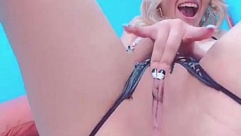 Busty masturbates her juicy pussy