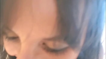 Lubię gdy robi to stopami i ustami