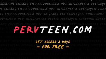 Morena caliente me enseña sus tetas al lado de mi novia que no sabe nada