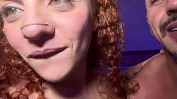 Minha mulher me fez uma surpresa de aniversário e me emprestou a amiguinha dela