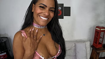 Só anal com a morena carioca vivi marques