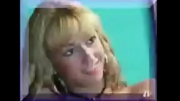 #rtgalera confere esse ensaio completinho e comenta lá no laranjinha de a tia júlia tá muito diferente link nos comen