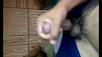 Morrito gay masturbandese