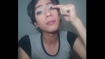 Realfemboii En Secion De Maquillaje Linda thumbnail