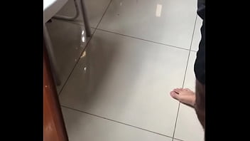 Pauzudo Com Veias thumbnail