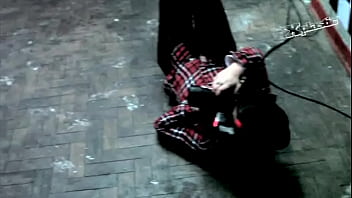 Giuliana se apresentando no popporn