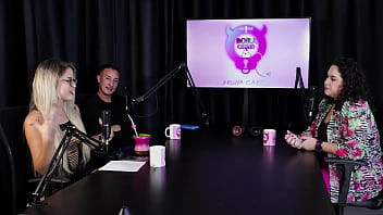 Falou Um Pouco Sobre A Terapia Sexual E Que "proíbe" A Penetração E A Mulher é Colocada Na Reprodução Marina Karam Sexóloga Sheer Red thumbnail