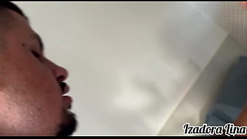 Cheguei da academia com muito tesão é meu marido não estava em casa e dei pro meu cunhadinho safado