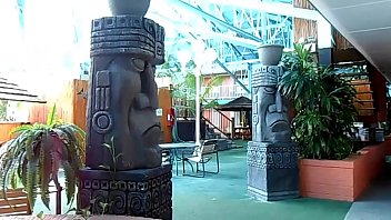 White thug jerking indoor