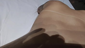 A gostosa da nicole transa feira uma verdadeira puta gozei na boquinha dessa safada