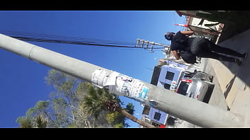 Caminado y sorprendida