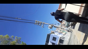 Caminado y sorprendida