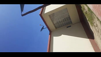 Caminado Y Sorprendida thumbnail