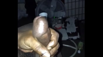 A solo quick cum for your pleasure